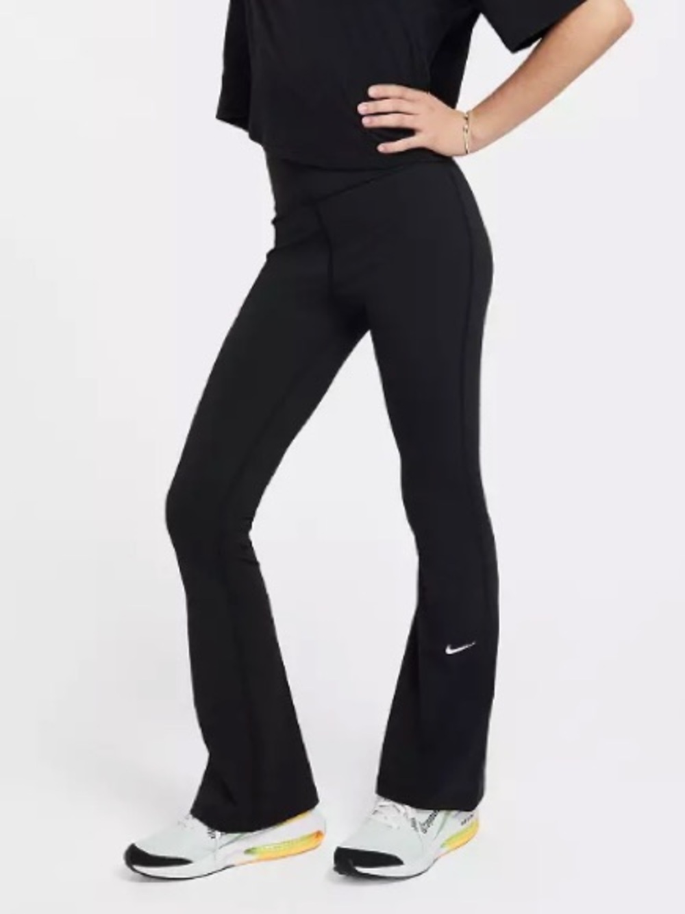 Nike Girls’ Dri-FIT One Flare Leggings Black